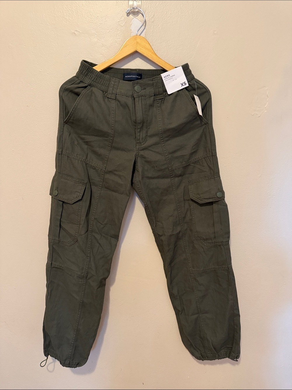 Aeropostale Men's Cargo Pants - Olive